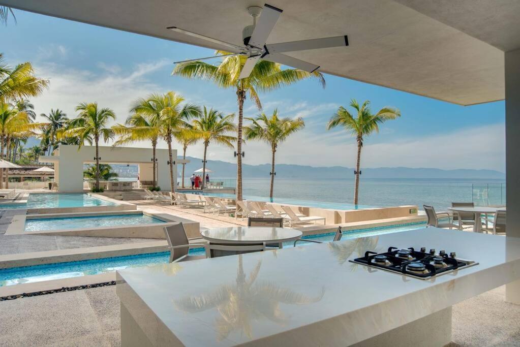 Harbor 3008 Amazing Beach Front Condo By Moikkarentals Puerto Vallarta Esterno foto
